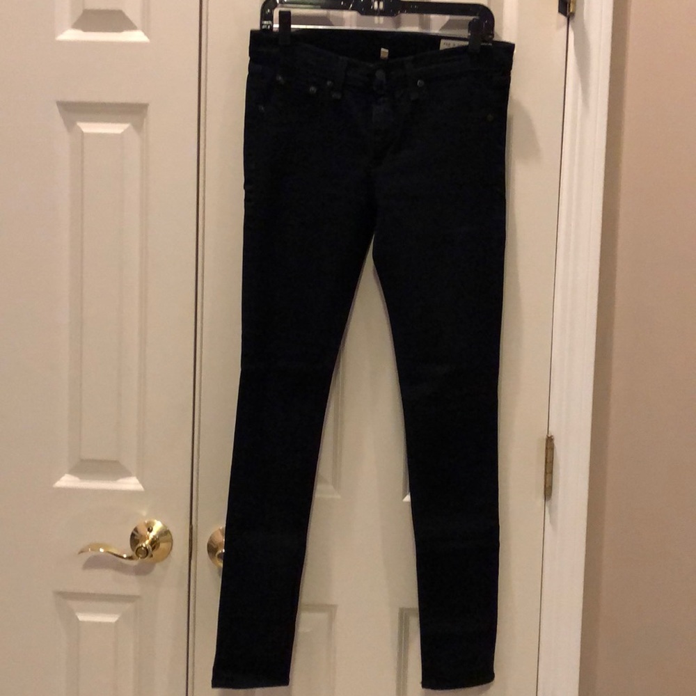 P0011 BLACK LEGGING JEANS